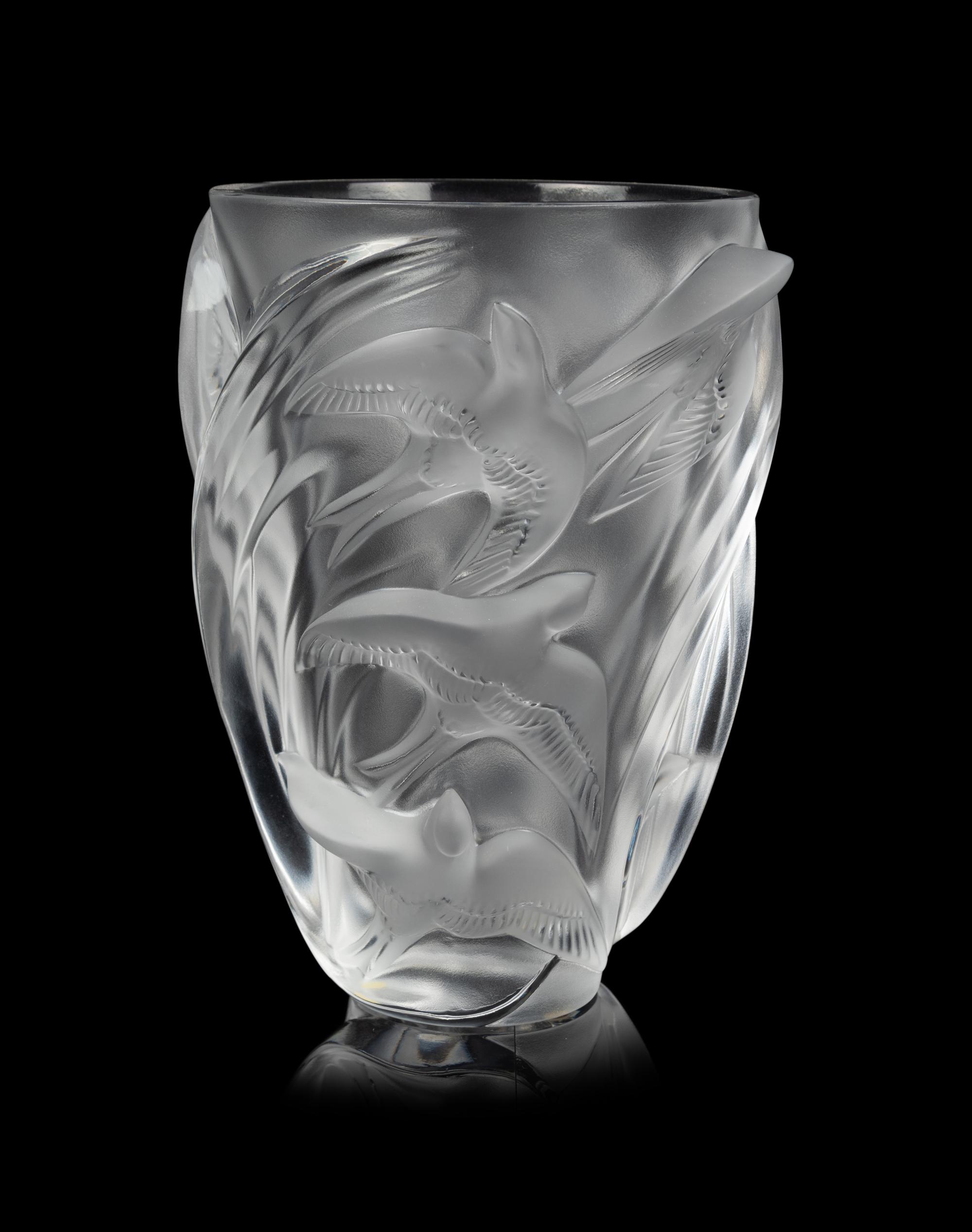 A Lalique Martinets Vase