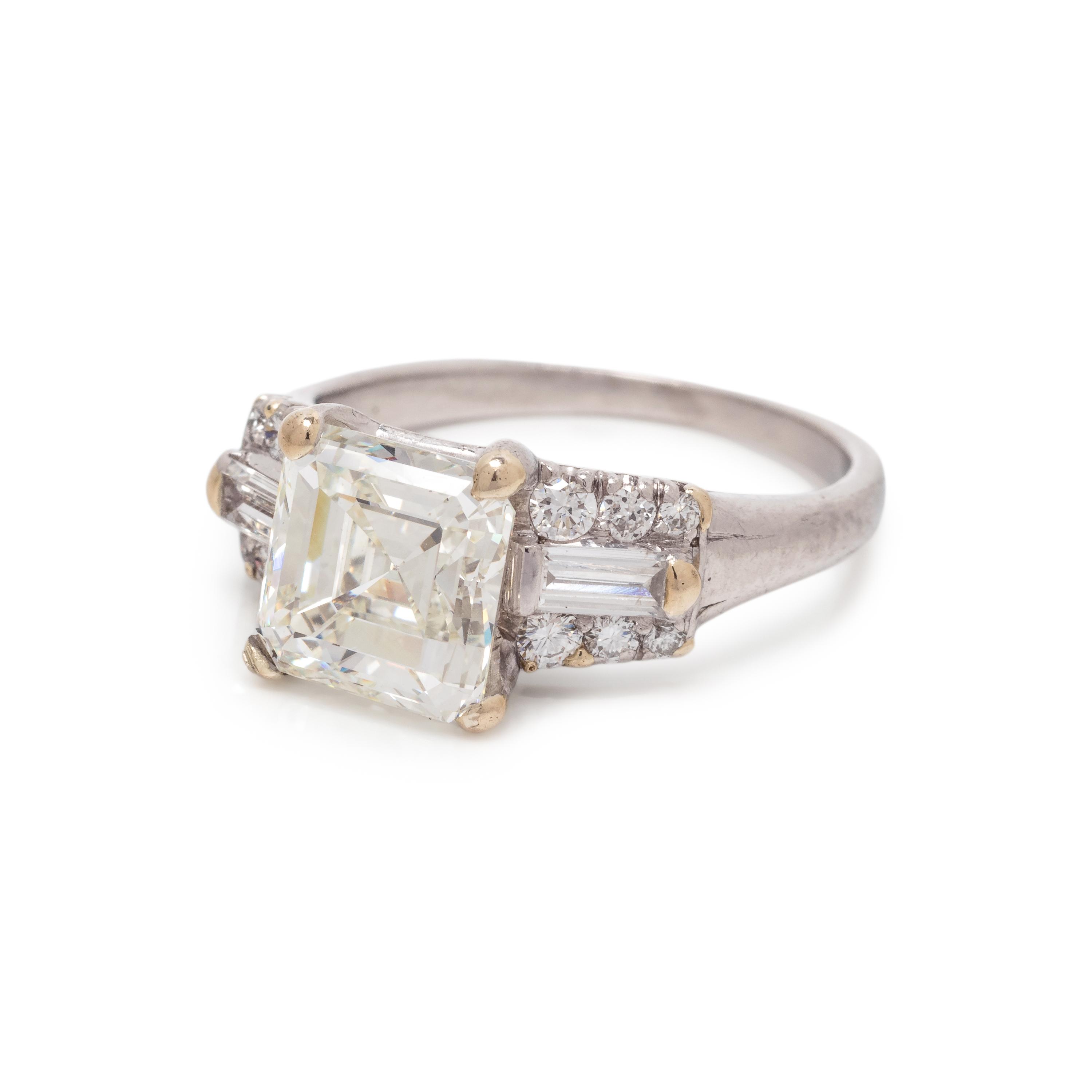 DIAMOND RING