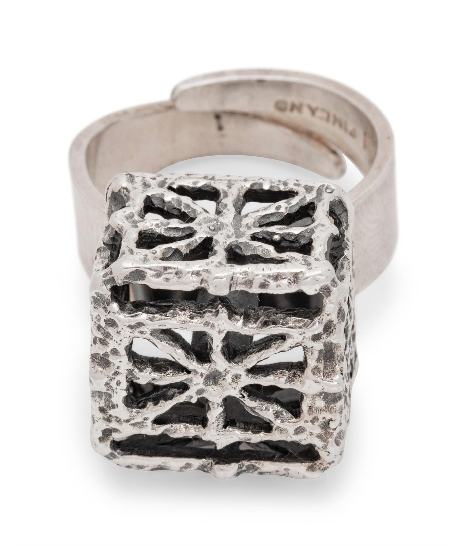 A Silver Ring, Pentti Sarpaneva,