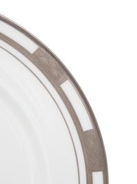 An Aynsley Porcelain Dinner Service