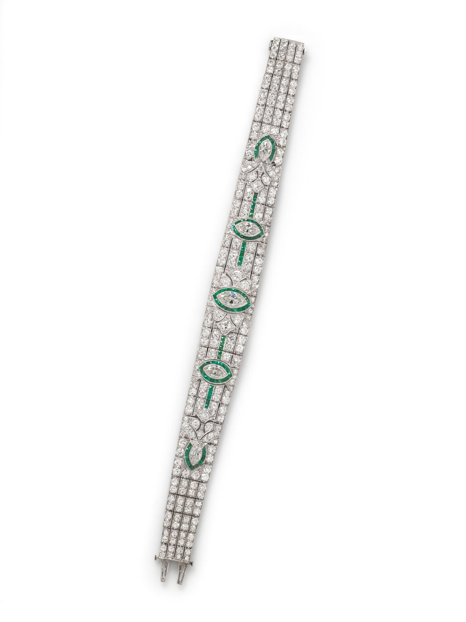 ART DECO, DIAMOND AND EMERALD BRACELET
