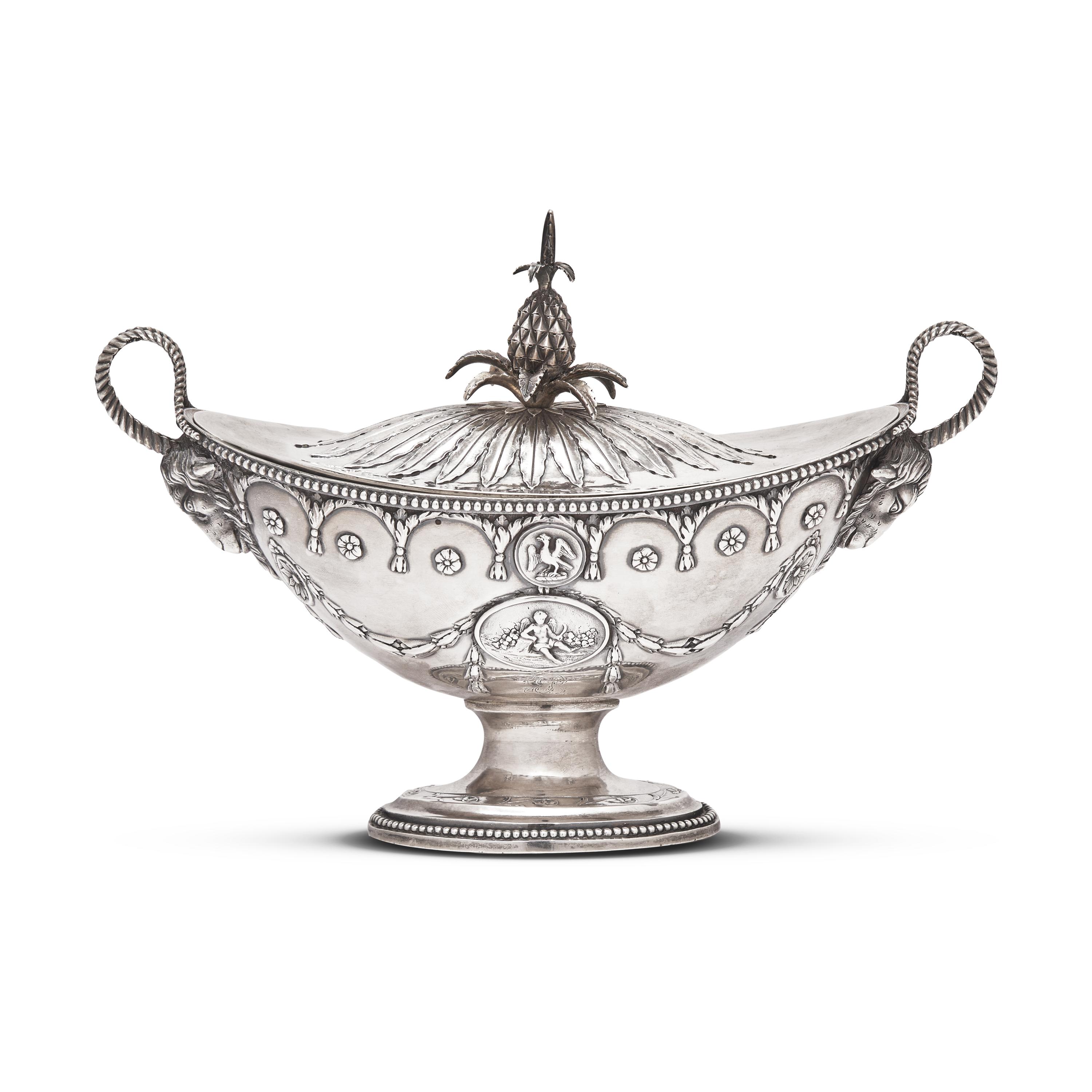 A Neoclassical Sterling Silver Covered Sauce Tureen Presented by Elizabeth Willing Powel (1743-1830) to Edward Shippen Burd (1779-1848), Philadelphia