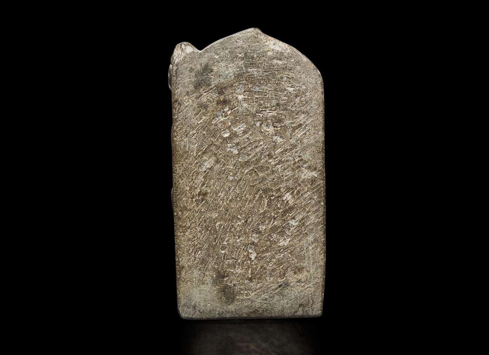 A small carved grey stone stele depicting Hanuman, possibly Nepalese 石雕哈奴曼 或尼泊爾