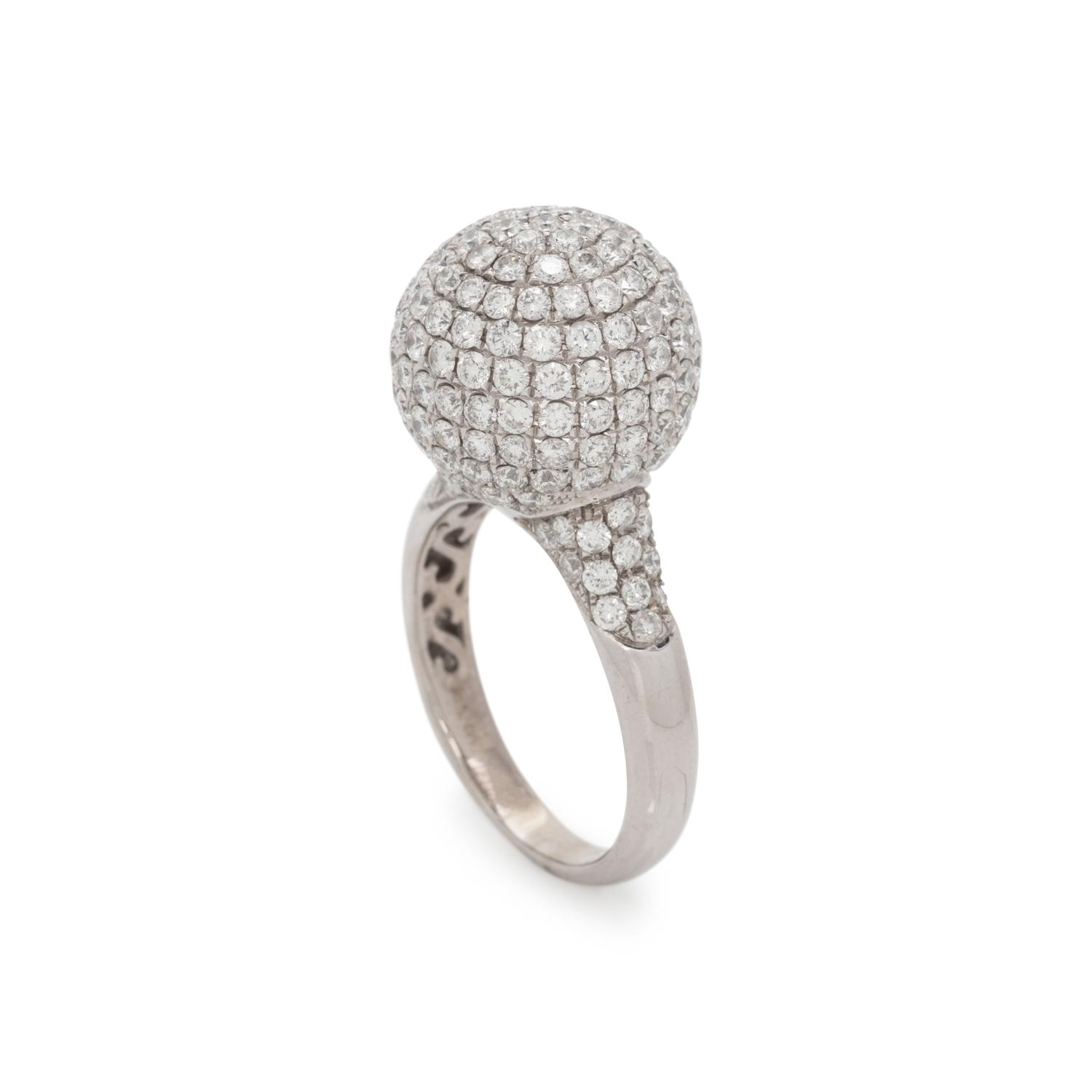 DIAMOND RING