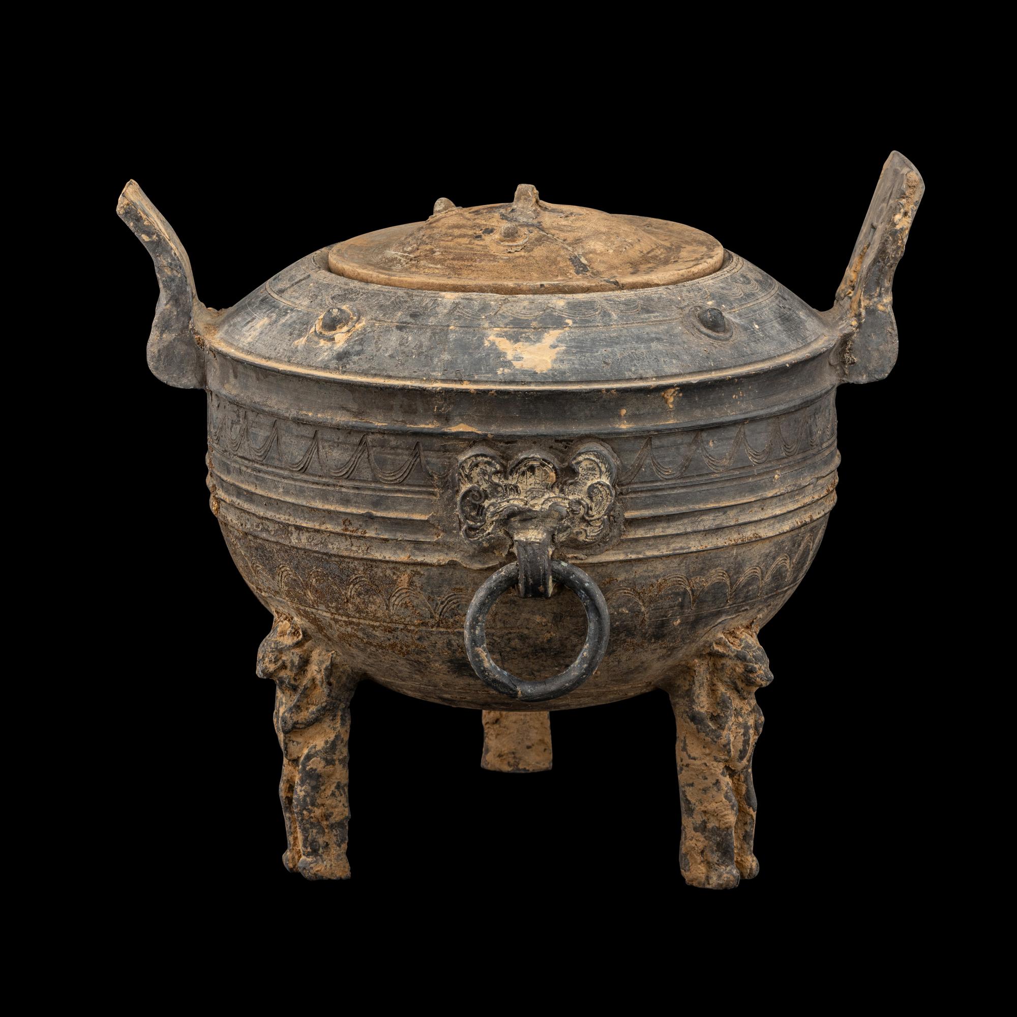 A Chinese Grey Pottery Ding Vessel