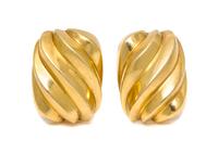 A Pair of 18 Karat Yellow Gold Earclips, 19.50 dwts.