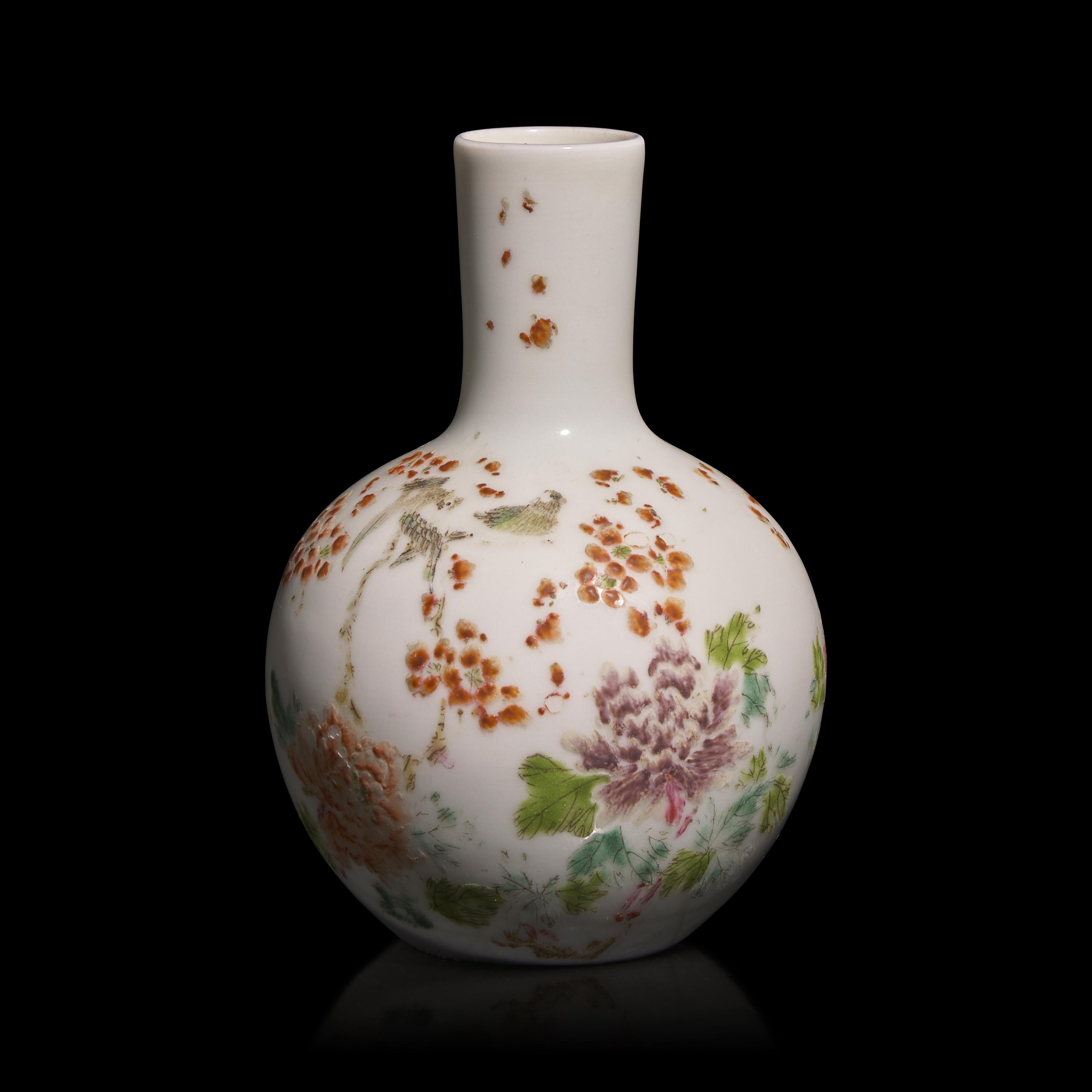 A Small Chinese Enameled Porcelain Cabinet Vase, Tongzhi Four-Character Mark and Possibly of the Period — 或同治 粉彩花鳥紋小瓶