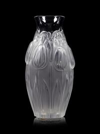 A Lalique Tulipes Vase