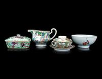 Four Chinese Export Porcelain Articles