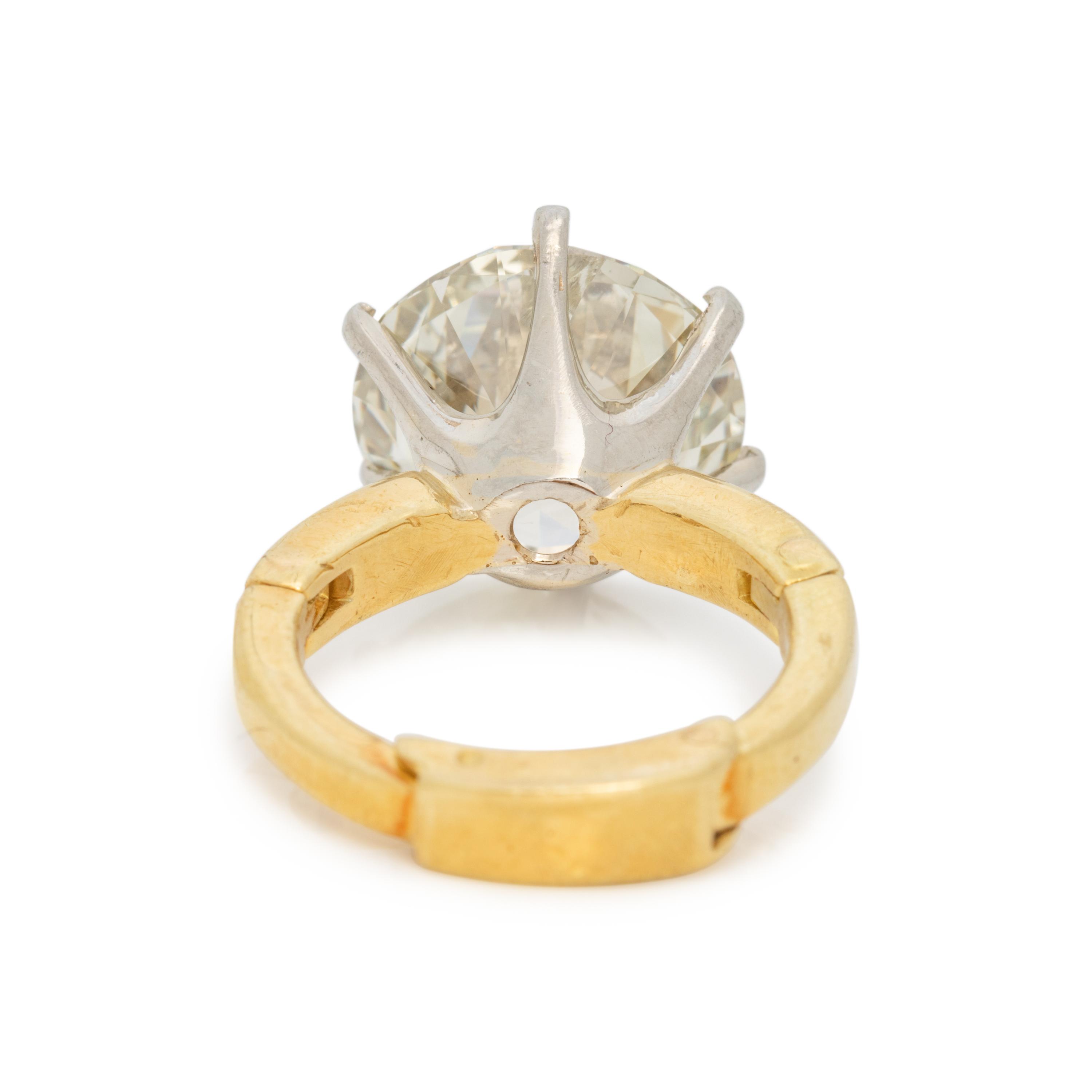 DIAMOND RING