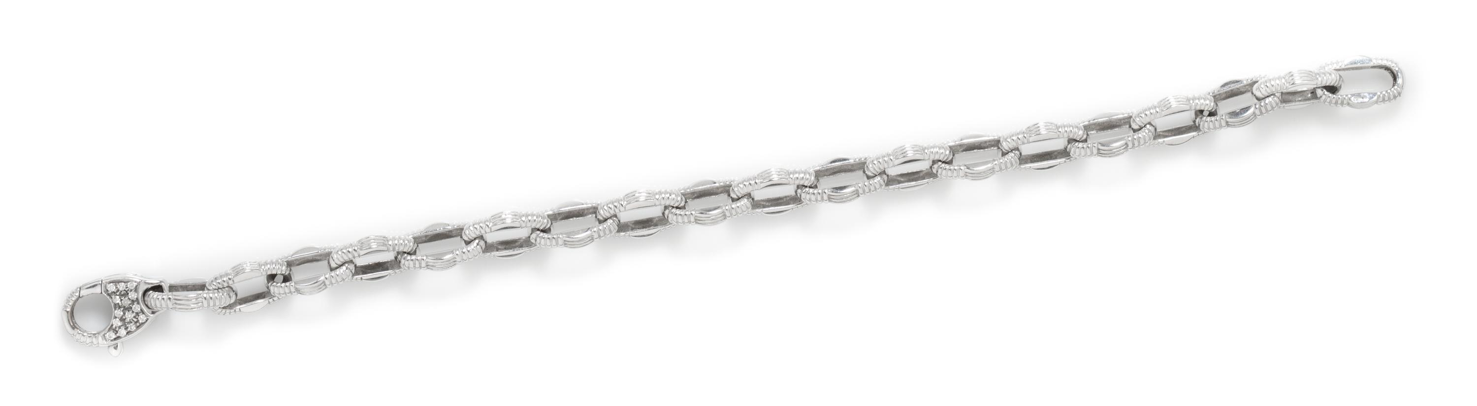 An 18 Karat White Gold Link Bracelet, Roberto Coin, 13.10 dwts.