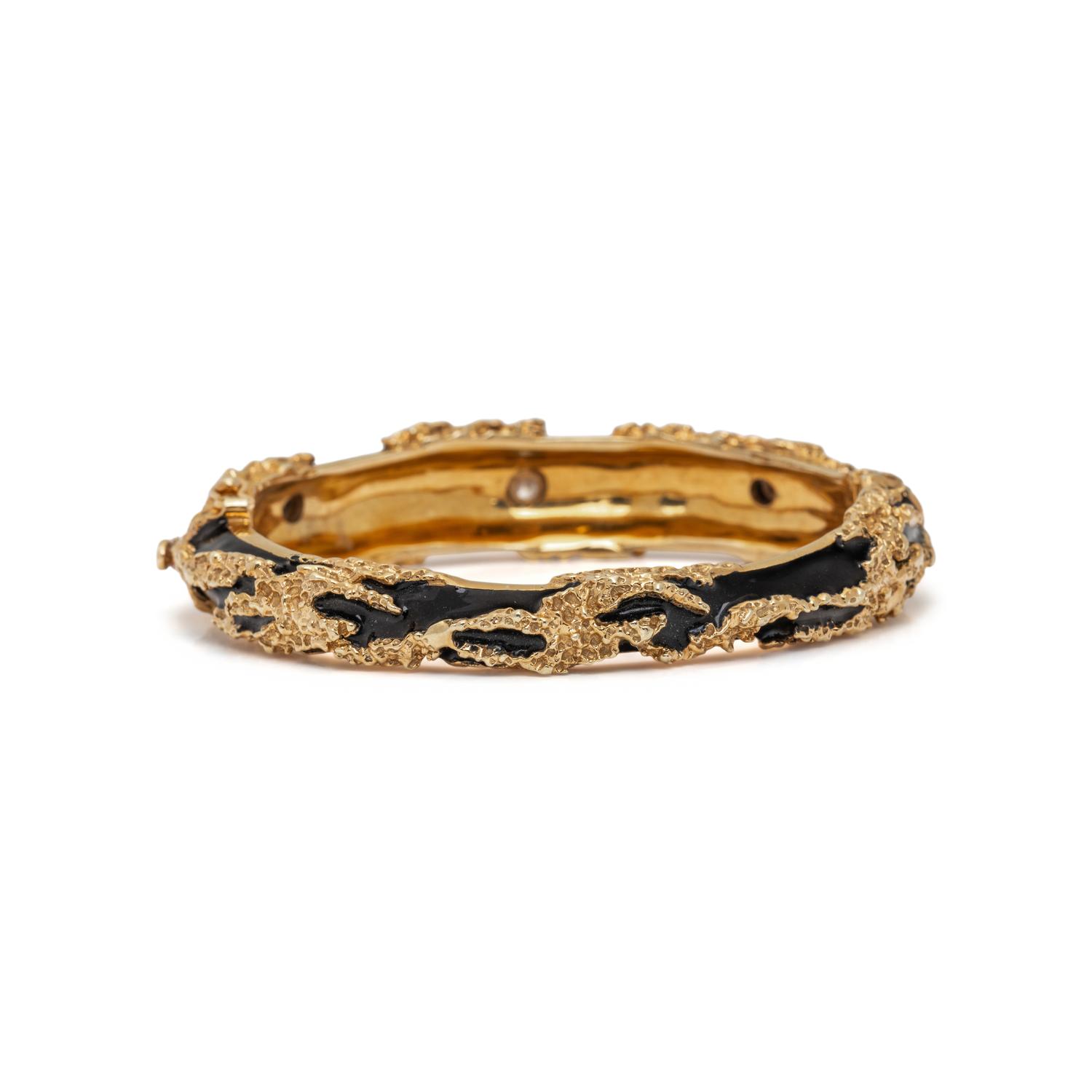 DIAMOND AND ENAMEL BANGLE BRACELET