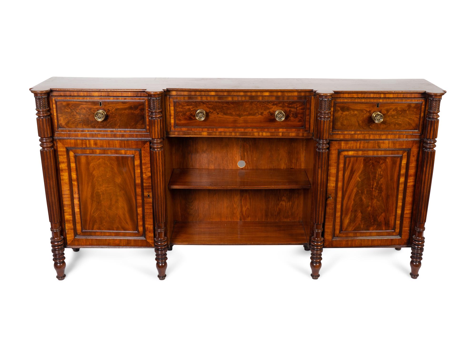 A Regency Crossbanded Inlay Mahogany Console Cabinet — 19TH/20TH CENTURY