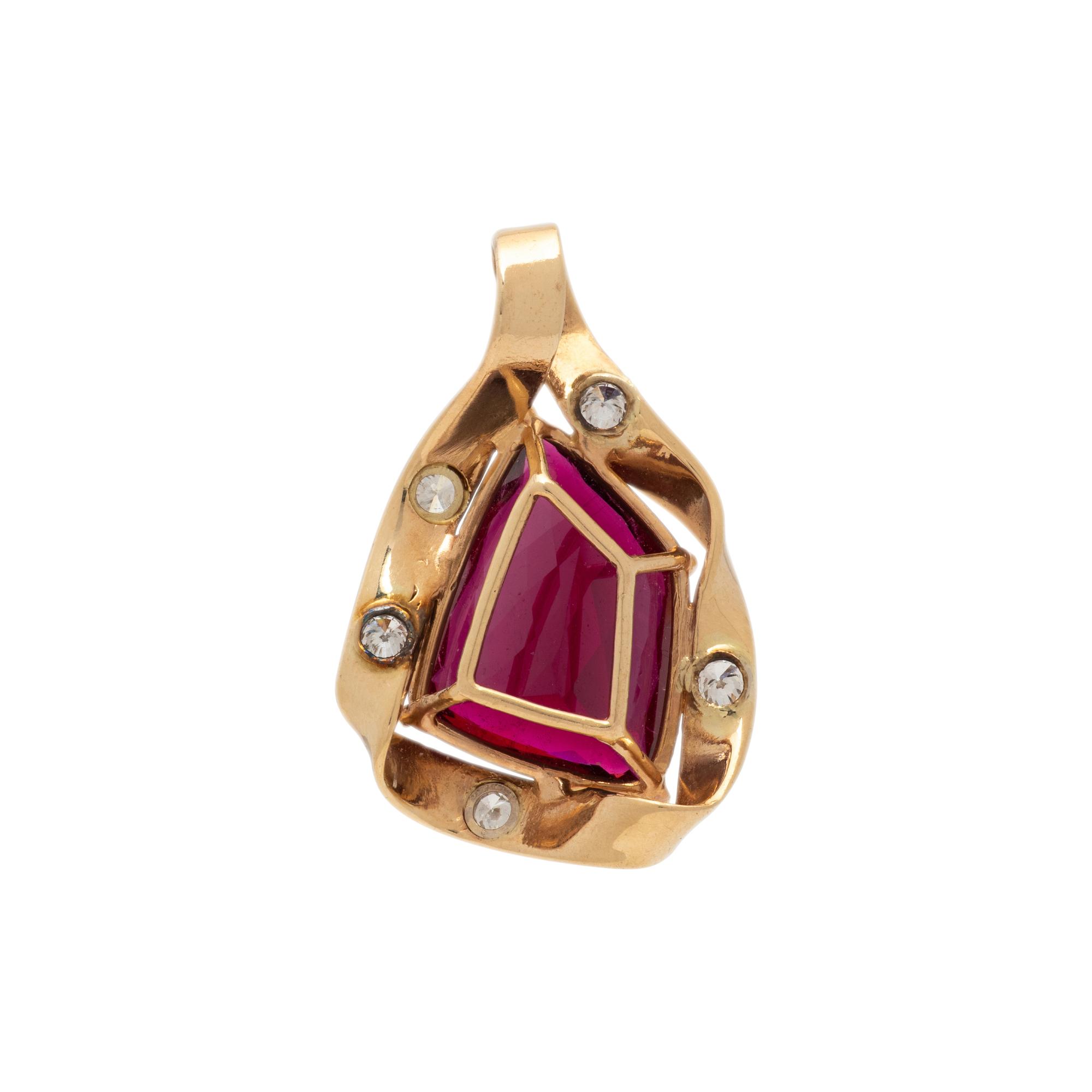 RUBELLITE TOURMALINE, DIAMOND, AND YELLOW GOLD PENDANT