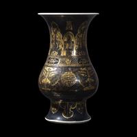 A Chinese Gilt Decorated Mirror Black Glazed Zhi- Shaped Porcelain Vase, Kangxi Period 清康熙 黑地描金仿古饕餮紋觶
