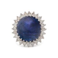 SAPPHIRE AND DIAMOND RING