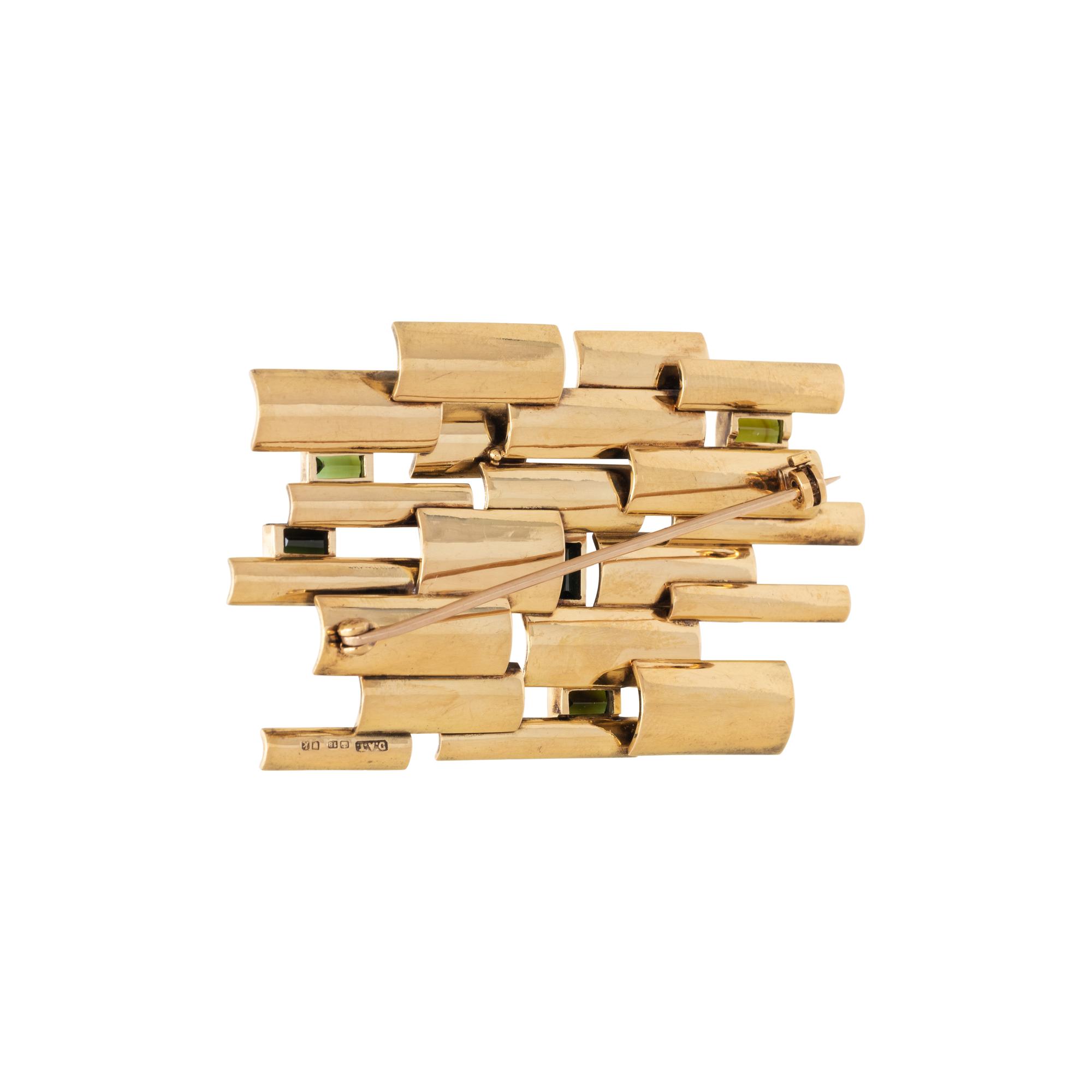 DAVID THOMAS, MODERNIST, YELLOW GOLD AND TOURMALINE BROOCH