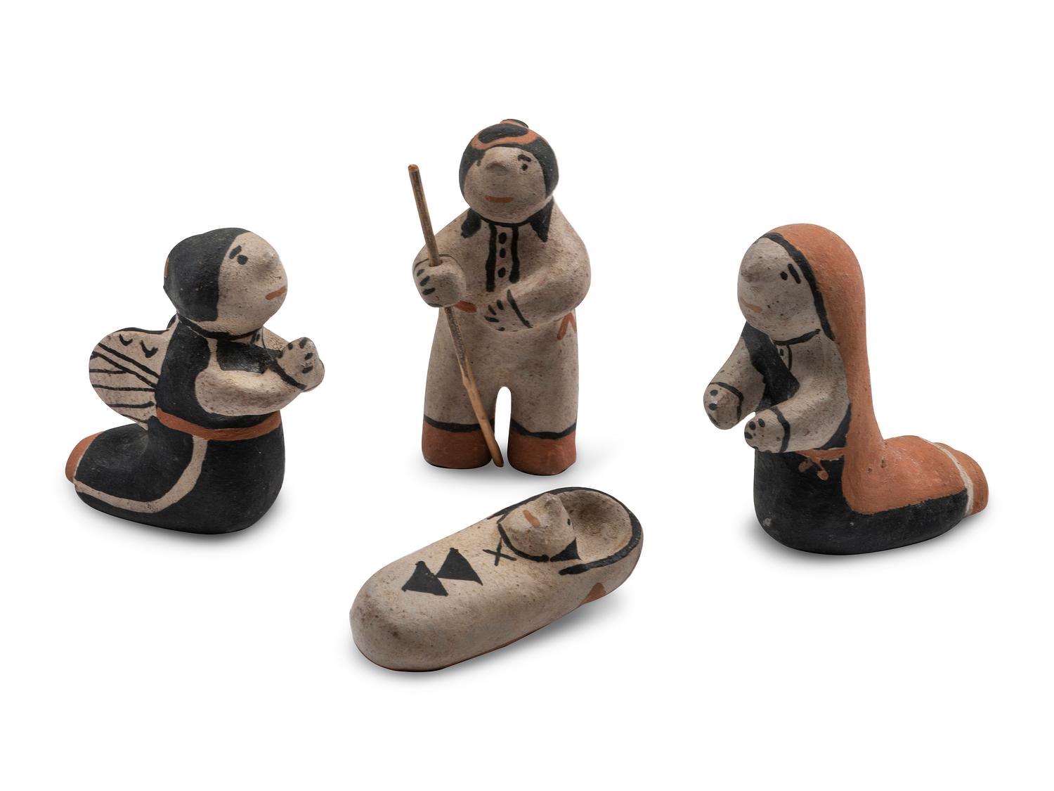 Nacimiento Pottery Figures