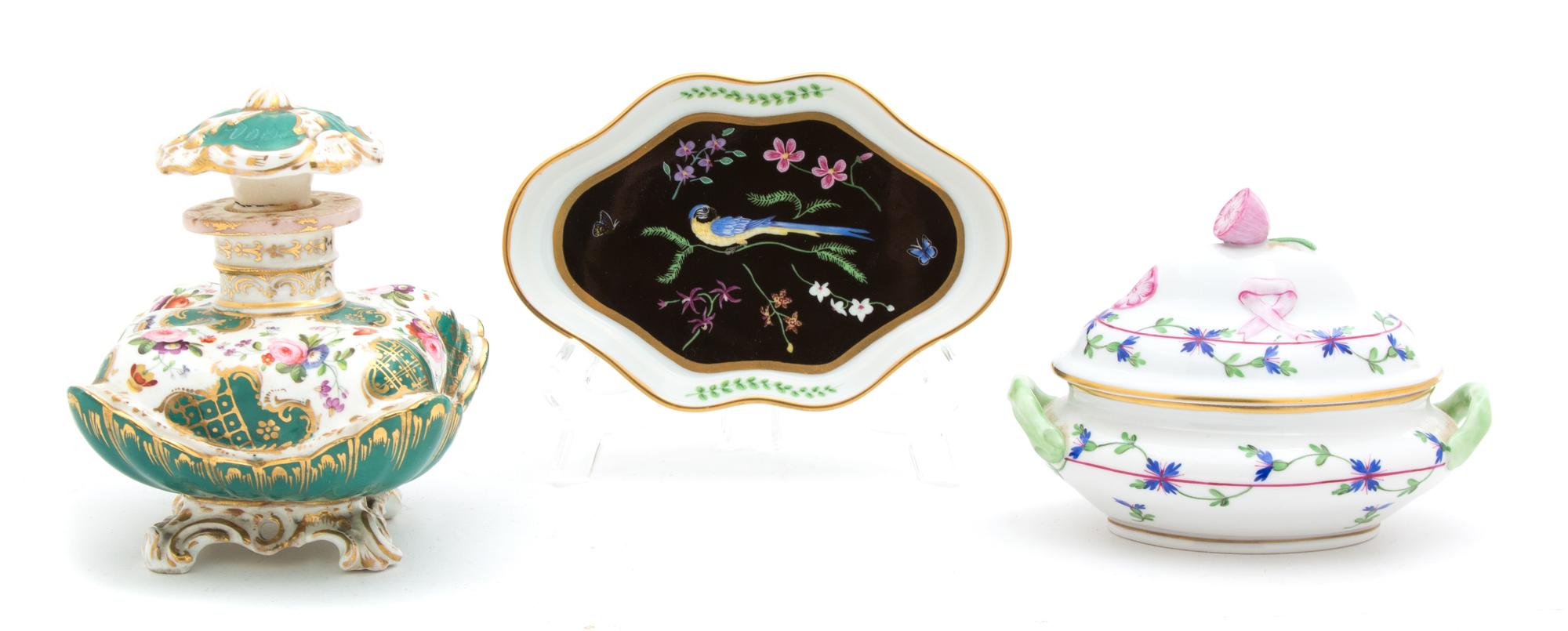 A Small Herend Porcelain Tureen Length of tureen 6 inches. — 20TH CENTURY