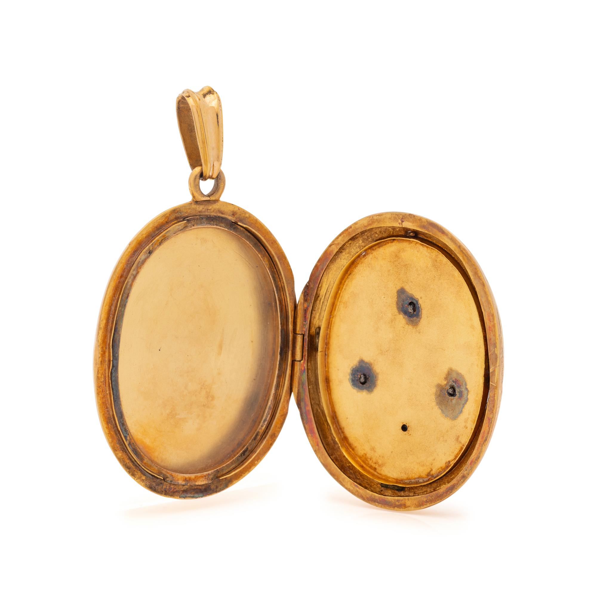 YELLOW GOLD, SILVER AND DIAMOND ANCHOR MOTIF LOCKET