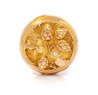 An Art Nouveau Yellow Gold and Diamond Acorn Motif Powder Case, 12.30 dwts.