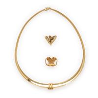 Yellow Gold Omega Necklace with Three Slide Pendants