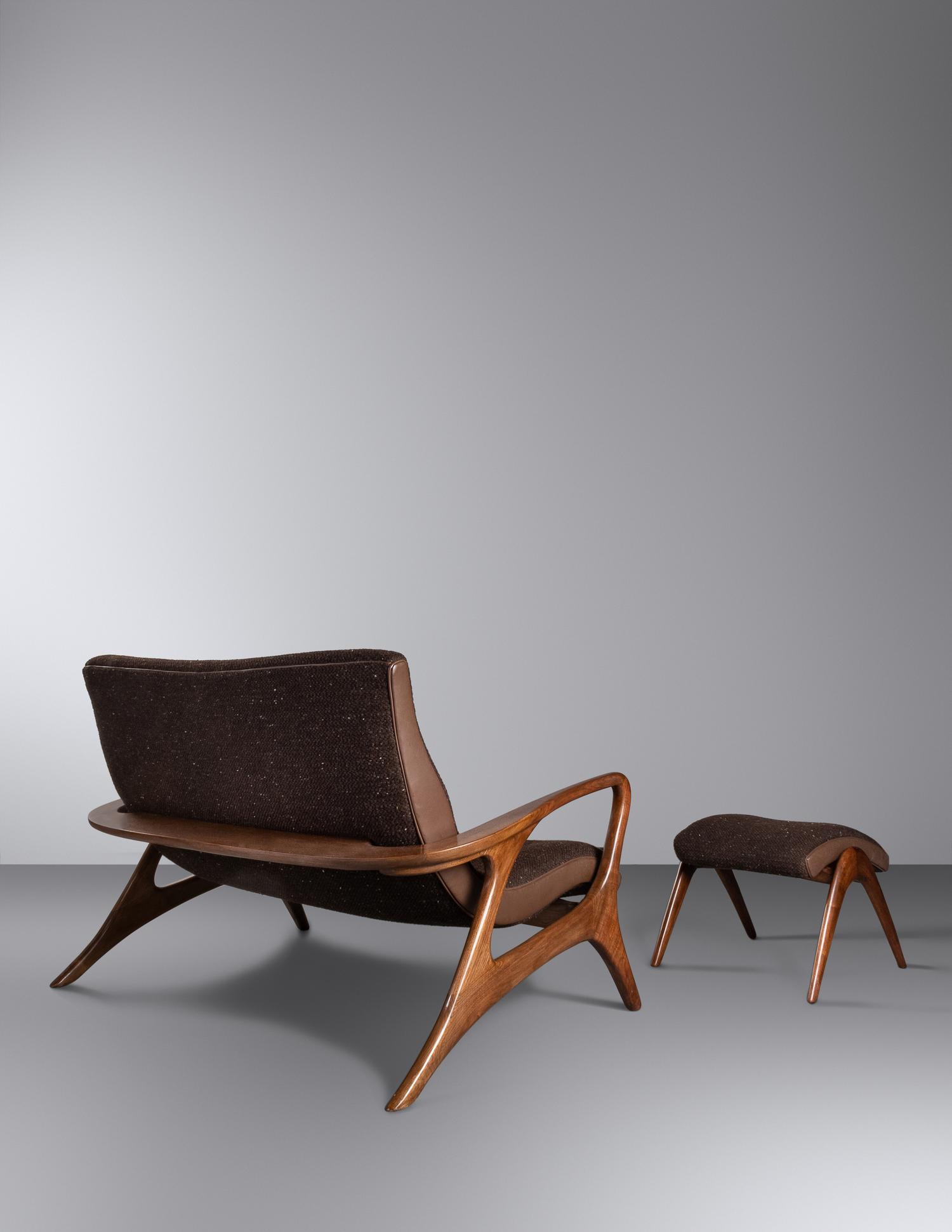 Highback Contour Settee and Elongated Ottoman Kagan-Dreyfuss Inc., USA