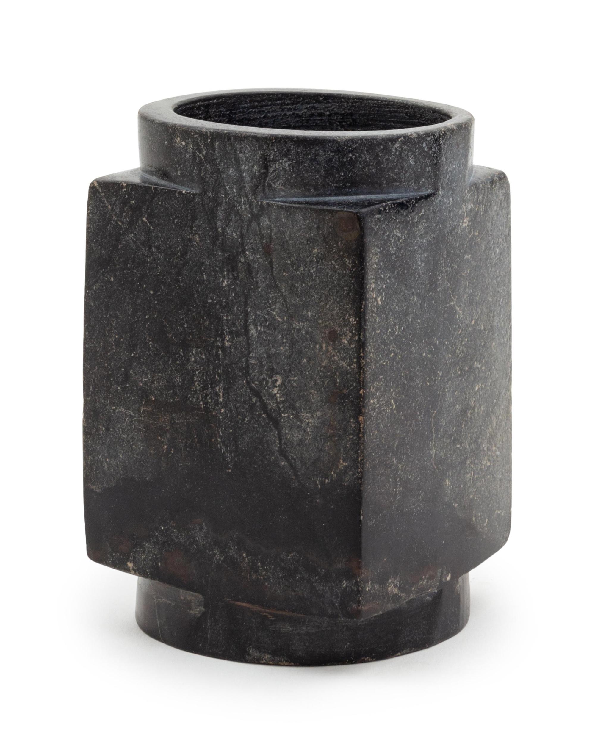 A Black Jade Cong