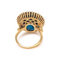 YELLOW GOLD AND SYNTHETIC SPINEL RING