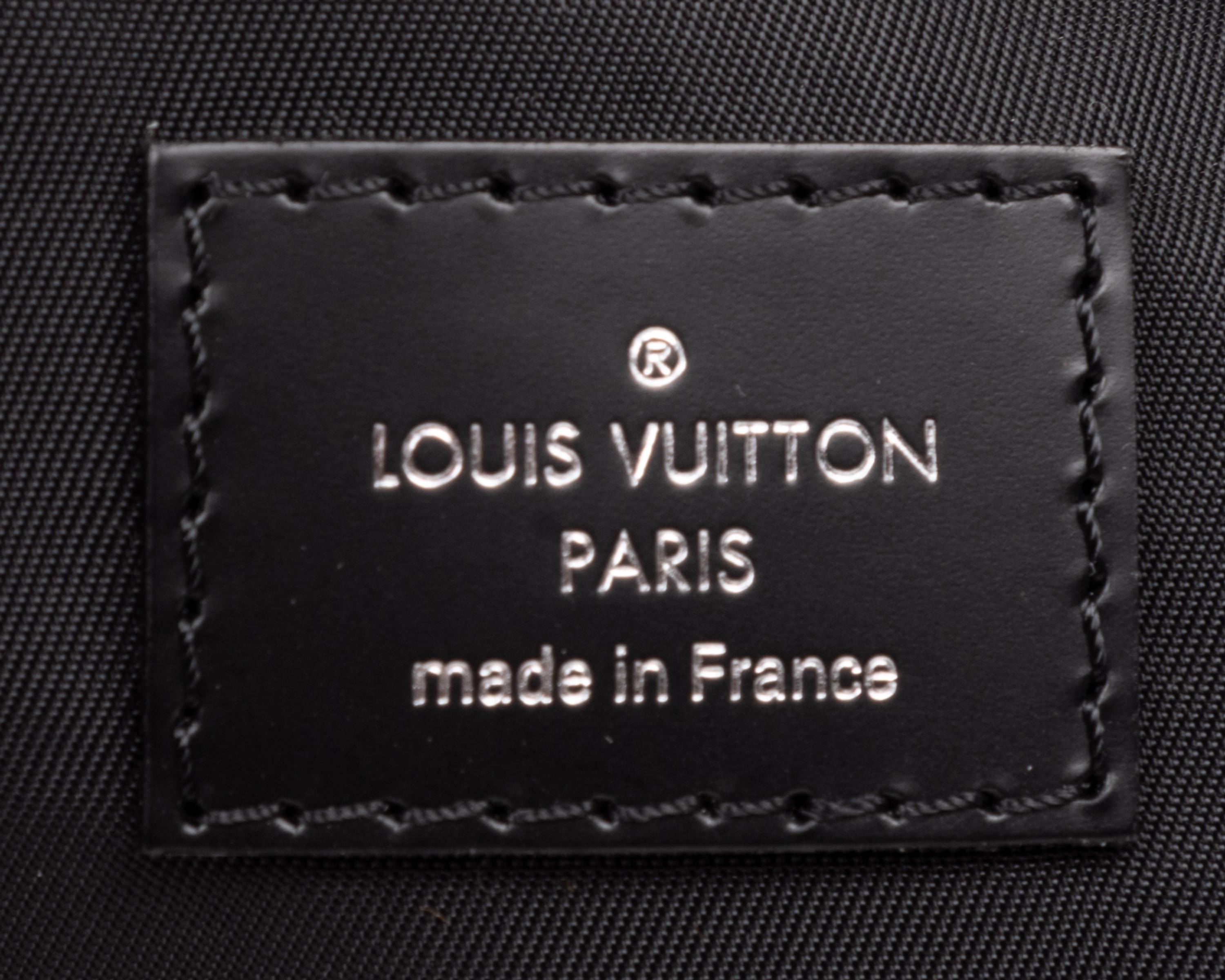 Two Louis Vuitton Néo Éole Damier Graphite Coated Canvas Rolling Travel Bags, 2017