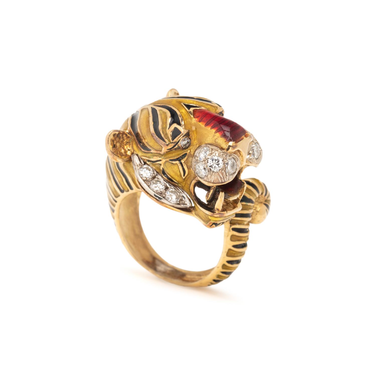 DAVID WEBB, YELLOW GOLD, ENAMEL, AND DIAMOND TIGER RING