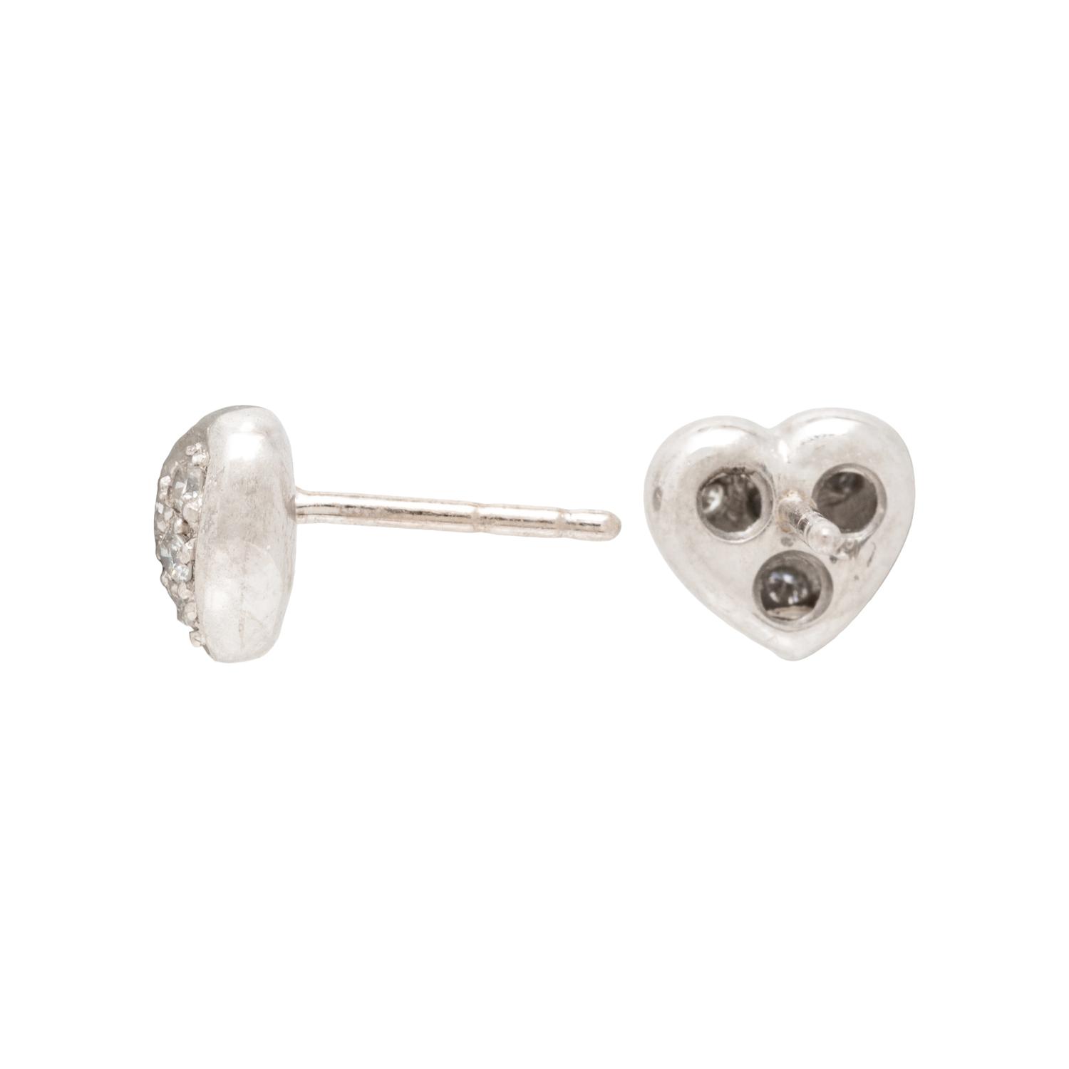 WHITE GOLD AND DIAMOND EARRINGS AND NECKLACE