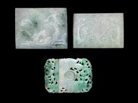 Three Chinese Apple Green and White Jadeite Buckles, 19th-20th Century 清晚期 翡翠帶扣三件