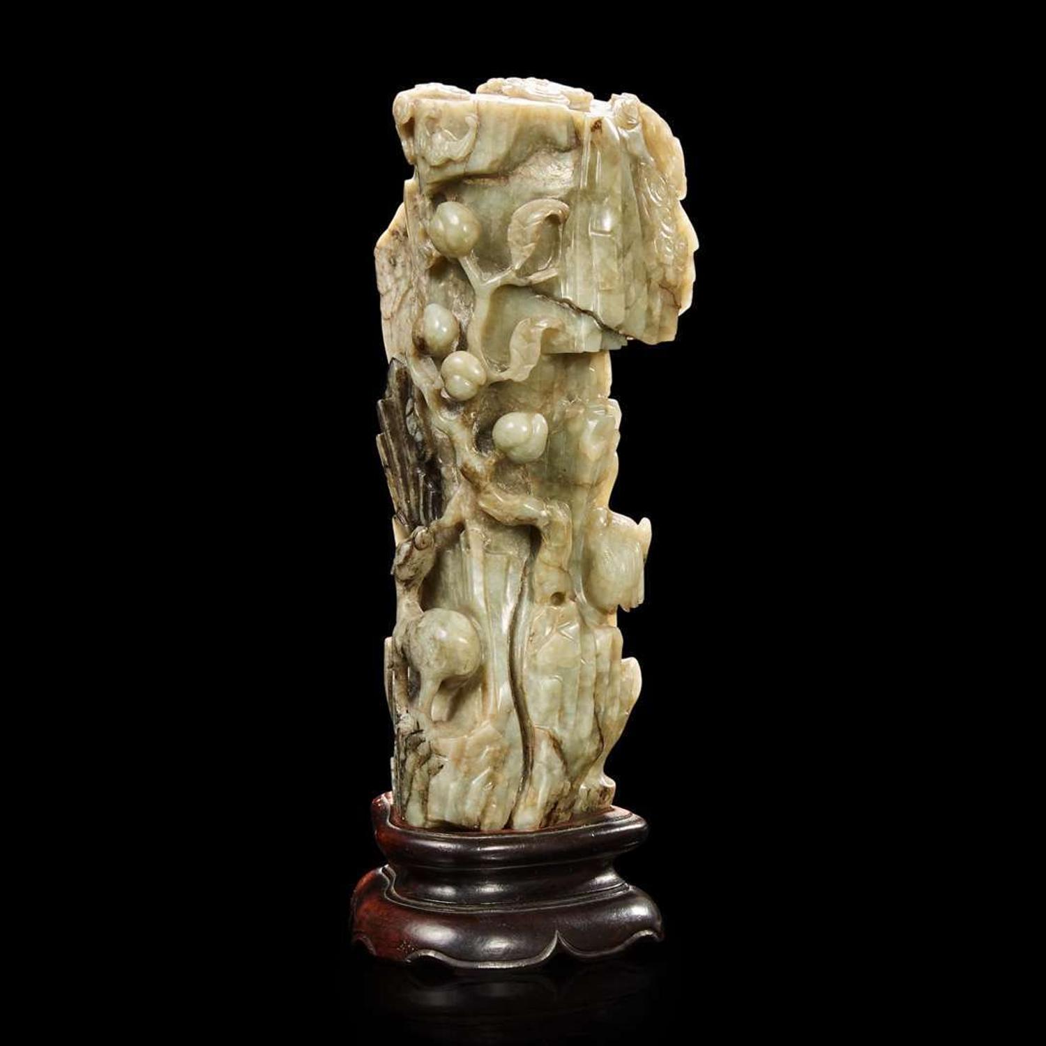 A Chinese carved grey jade "mountain" 提油灰玉山子 Ming dynasty or later