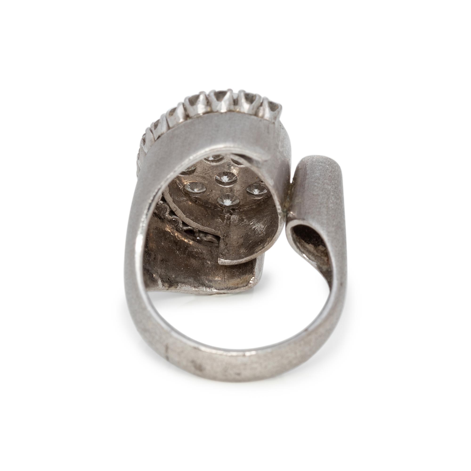 DIAMOND RING