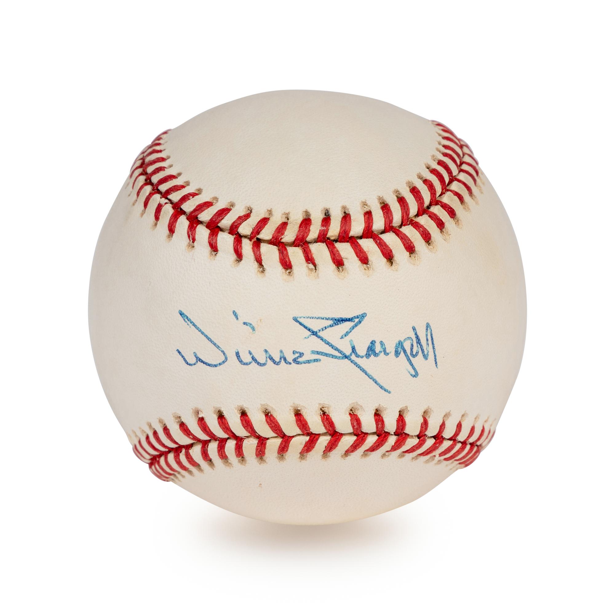 A Willie Stargell Single Signed Autograph Baseball (Beckett Authentication Services Certified)