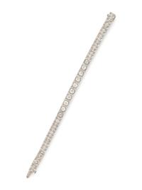 ART DECO, DIAMOND AND PLATINUM BRACELET