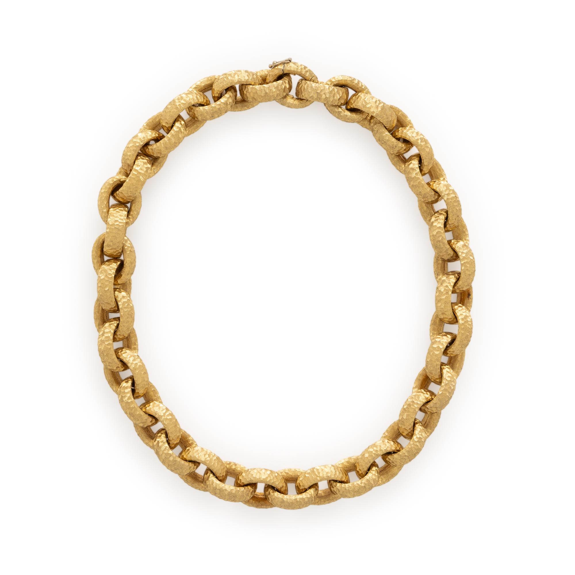 Nicolis Cola, Yellow Gold Hammered Link Necklace
