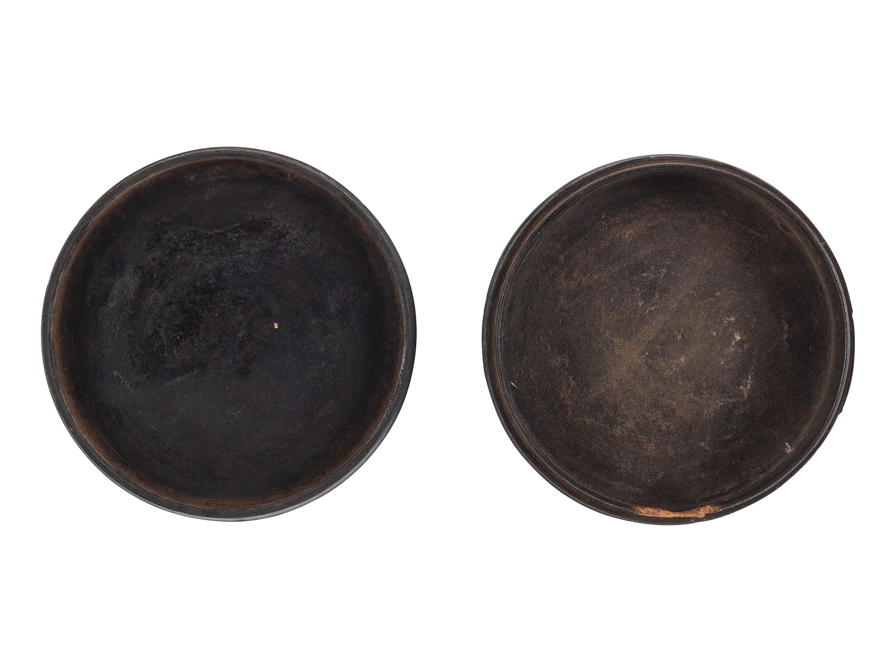 [POLITICS]. George Washington papier-mâché snuff box. English, ca 1800 to 1820.