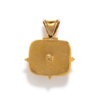 HIGH KARAT GOLD AND SARDONYX INTAGLIO PENDANT
