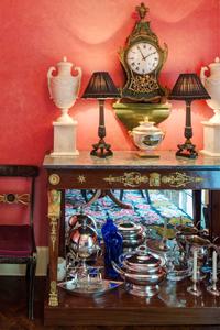 A Restauration Gilt and Patinated Bronze Twelve-Light Chandelier