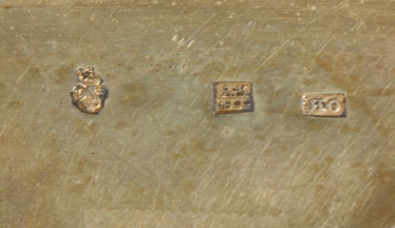 A Russian Niello Silver Snuff Box, Maker's mark OH, assay mark of Andrey Kovalsky, Moscow, 1822, of rectangular form with canted corner