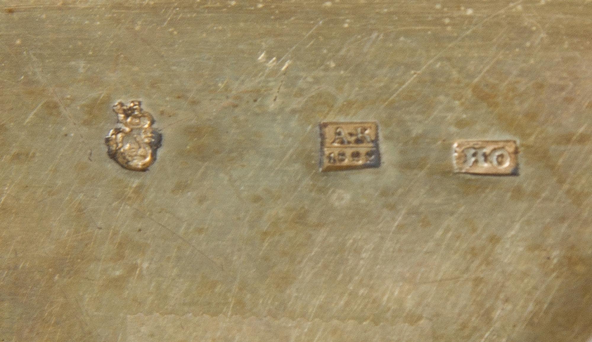 A Russian Niello Silver Snuff Box, Maker's mark OH, assay mark of Andrey Kovalsky, Moscow, 1822, of rectangular form with canted corner