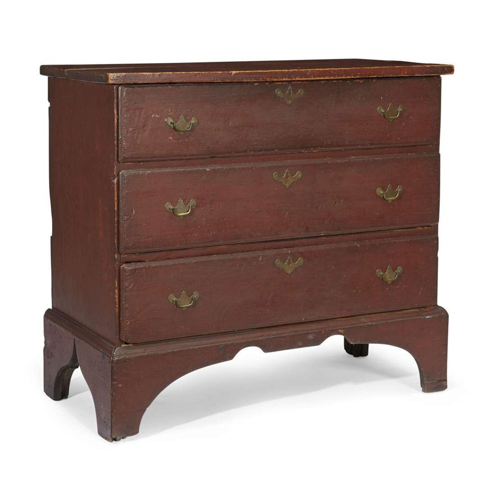 Red-painted pine chest of drawers Probably New England, 18th century