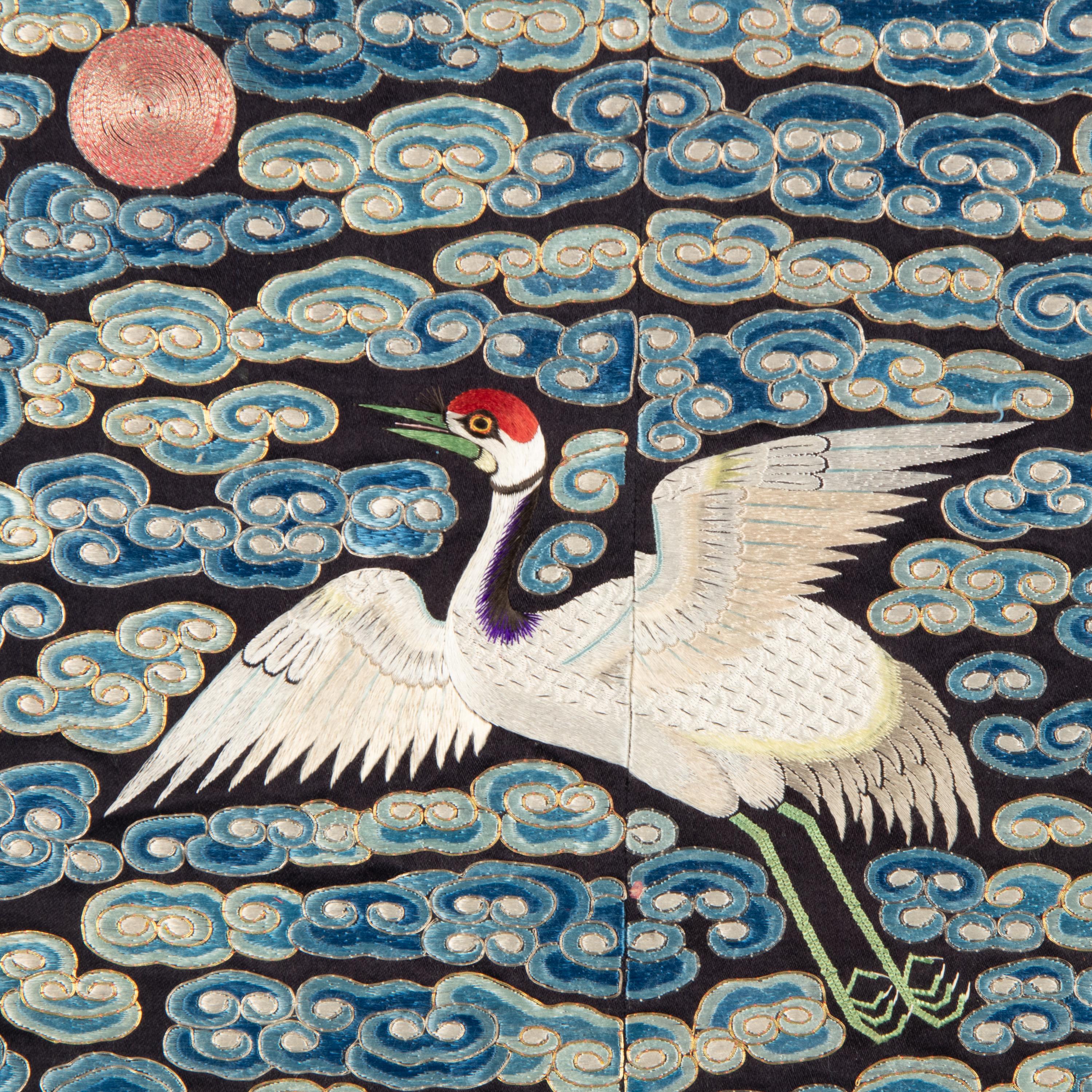Five Chinese Embroidered Rank Badges and Roundels, 20th Century 近代 綉片及補子五幅