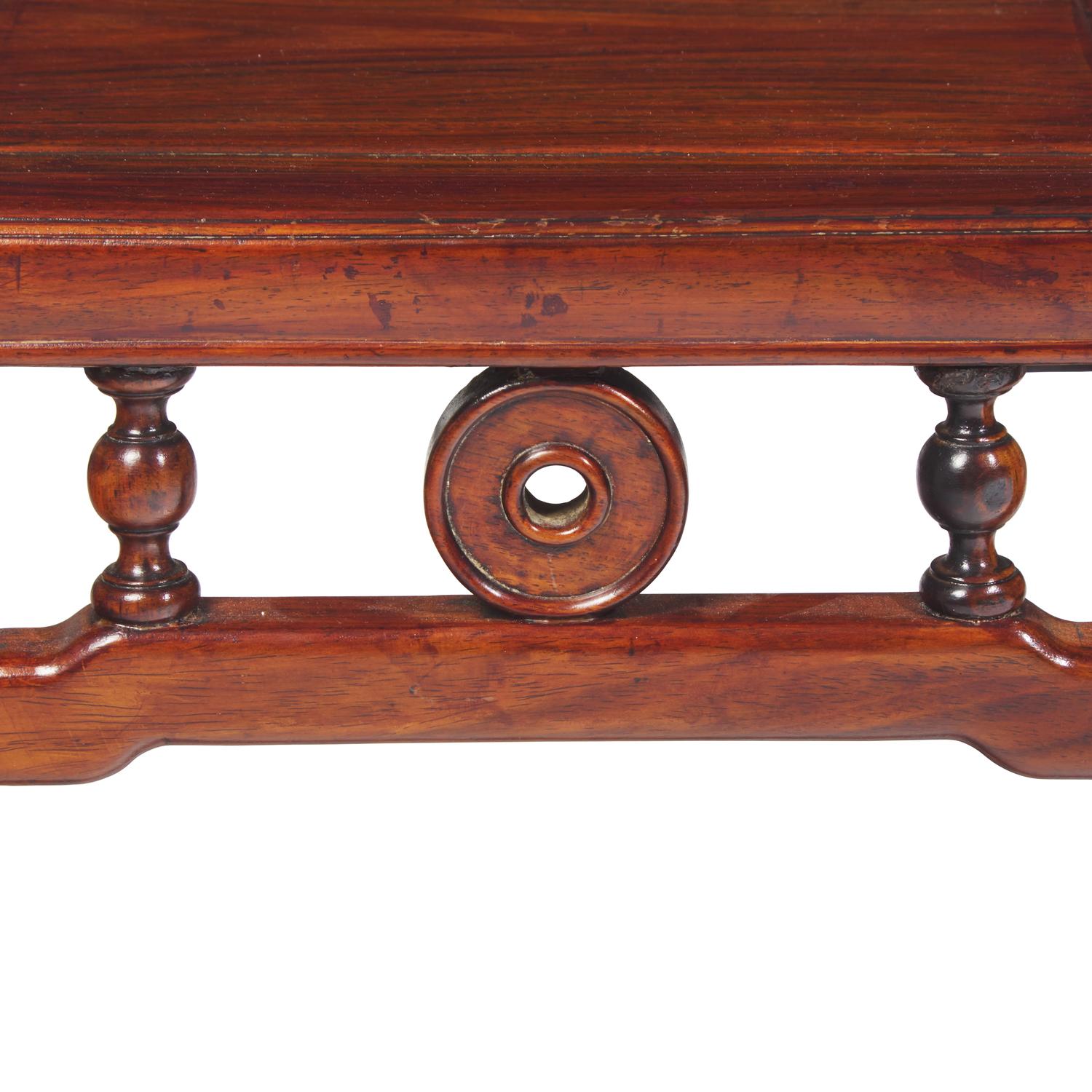 A Pair of Chinese Huanghuali Corner Leg Stools, Fangdeng, Late Qing Dynasty 清晚期 黃花梨方凳一對