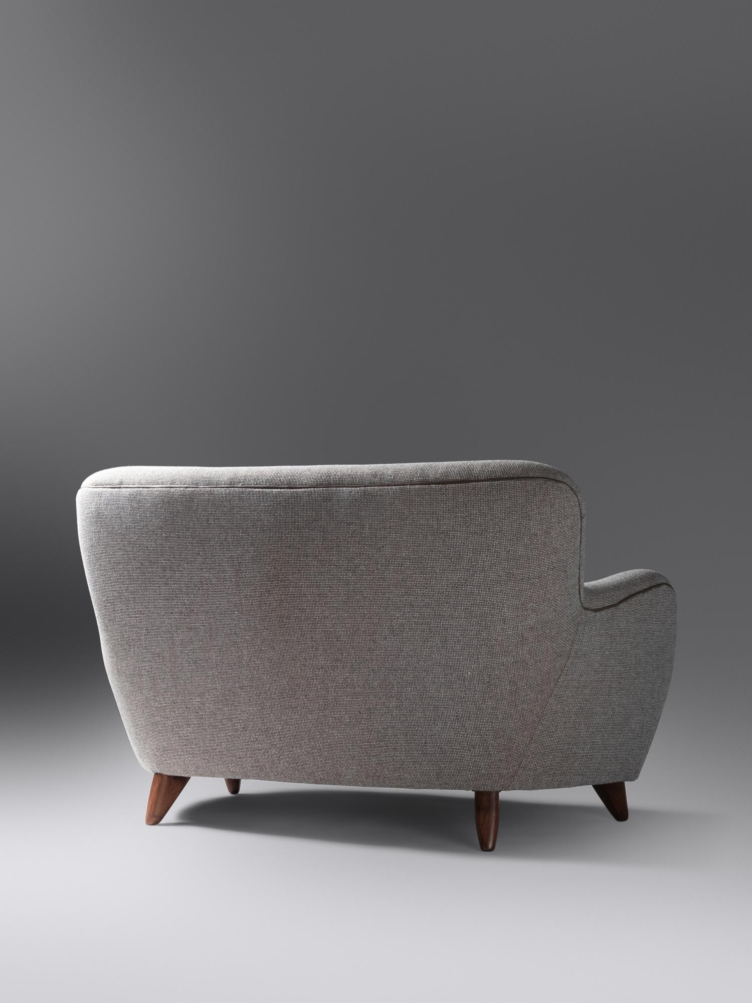 Settee, model 100B Vladimir Kagan Designs Inc., USA