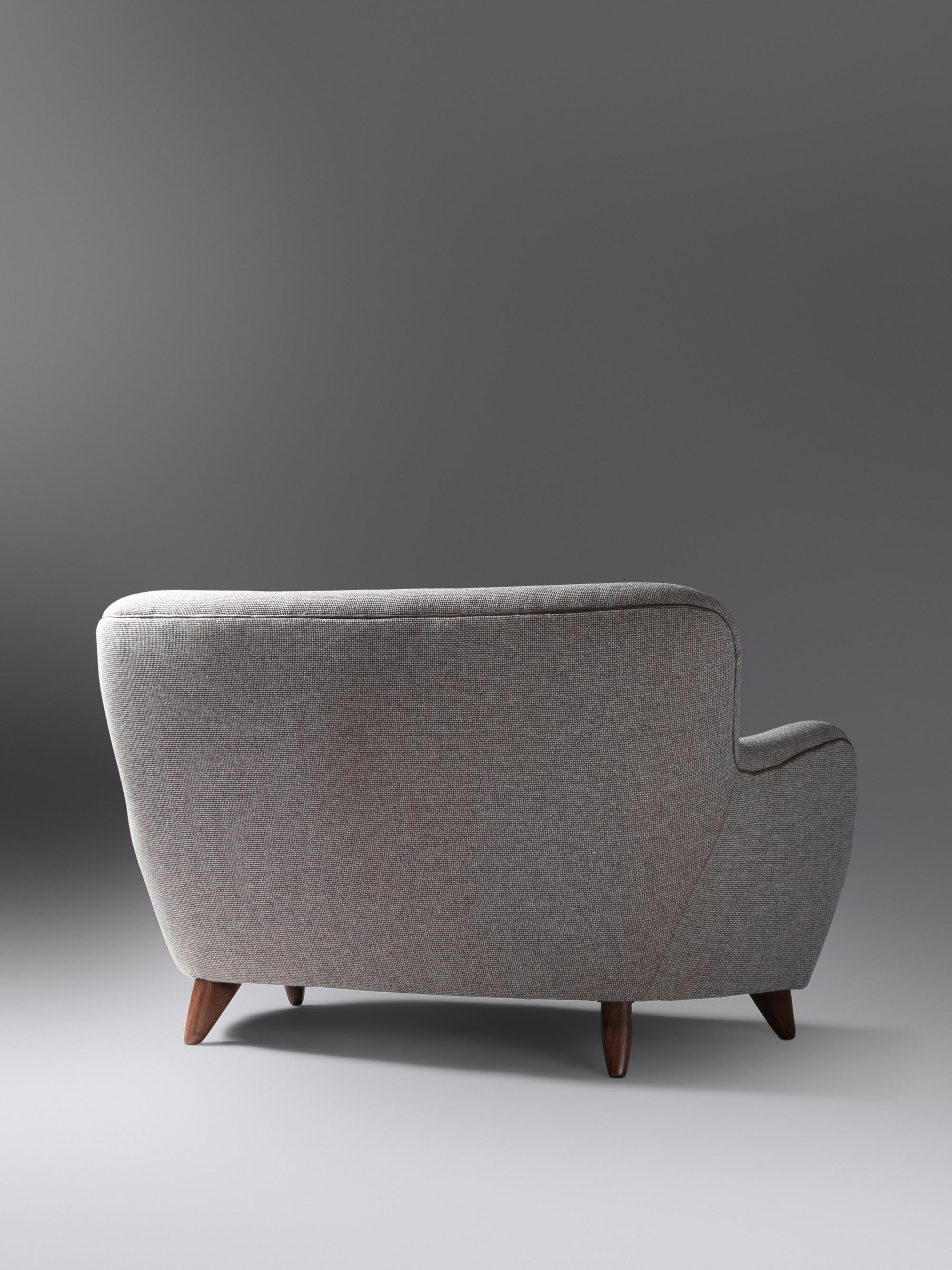Settee, model 100B Vladimir Kagan Designs Inc., USA