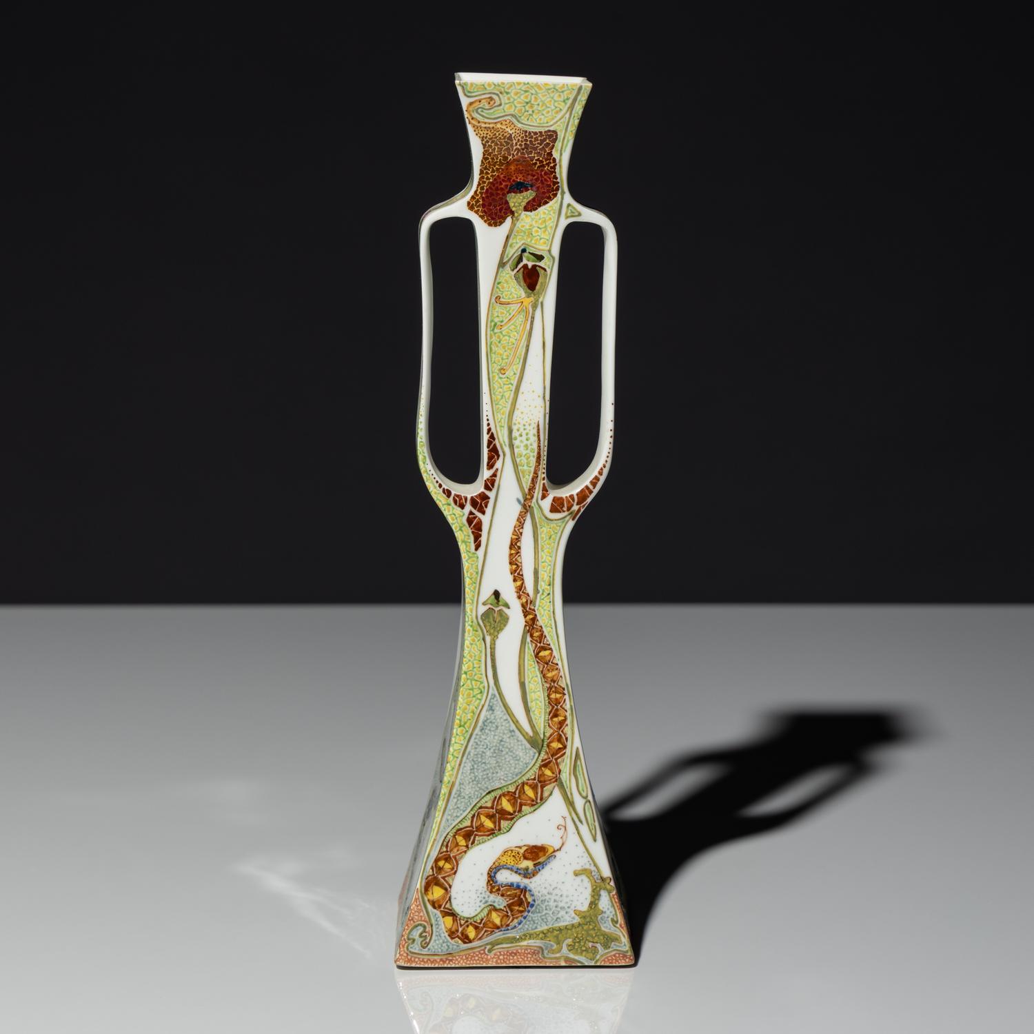 Eggshell porcelain two-handled vase with polychrome snake decor, model 182p
