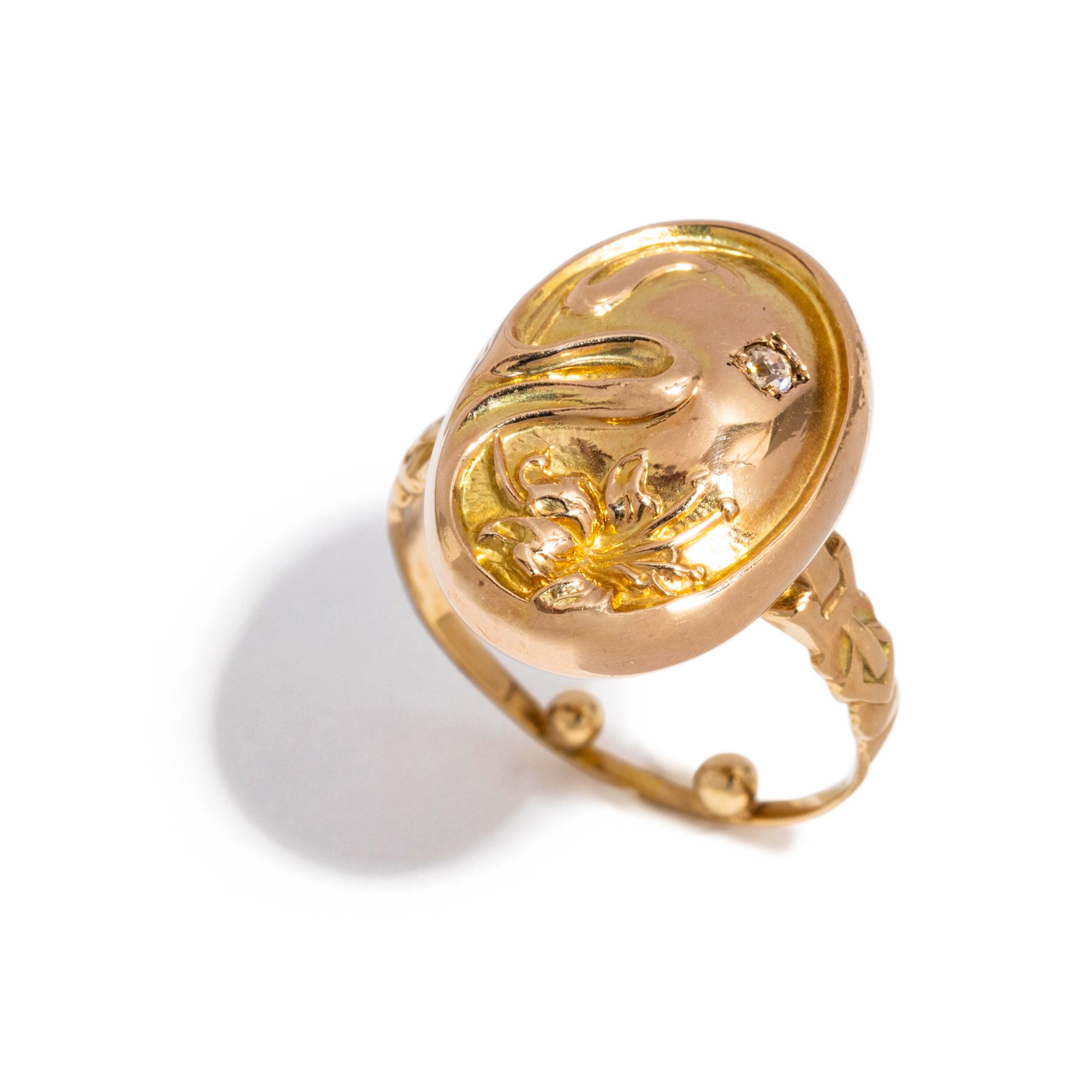 ART NOUVEAU, YELLOW GOLD AND DIAMOND RING